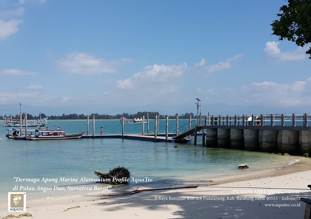 Dermaga Apung Aquatec di Pulau Angso Duo — Aquatec Indonesia